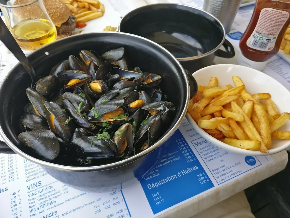 Moules À la Normande Frites